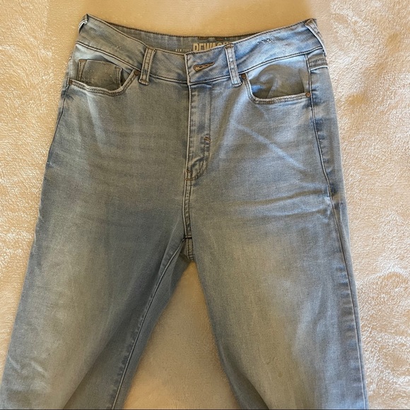 Lightwash Wide Flare Jeans - Picture 3 of 3